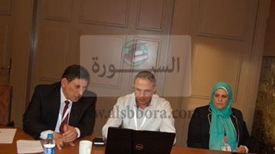 صيدلة عين شمس تشارك في مؤتمر 