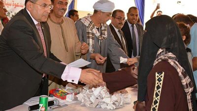 بالصور.. محافظ سوهاج  يشهد حفل الزفاف الجماعي بجهينة ويشيد بدور نواب المحافظة 