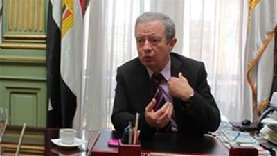 حسين عيسي : 750 موظفا بجامعة عين شمس يحصلون علي من صناديق التمويل الخاصة