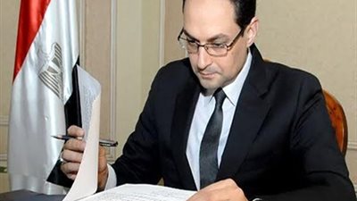 عاجل.. التنظيم والادارة يشن حملات مفاجئة على الموظفين للكشف عن متعاطى المخدرات