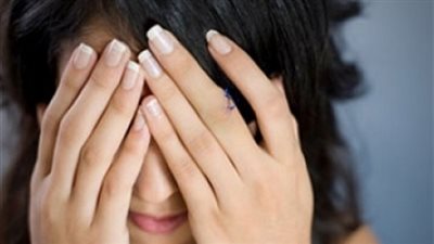 ضبط سيدة تنشر مقاطع جنسية لها عبر مواقع التواصل الاجتماعى.. وزوجها يرفع دعوى زنا ضدها