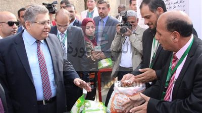 الشيحى يفتتح معرض القاهرة الدولى الثالث للابتكار