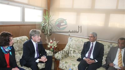 ندوة تعريفية عن البرامج والمنح المقدمة من الهيئة الألمانية بجنوب الوادي