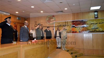 جمعية المحاربين تكرم أسر الشهداء ومصابى العمليات الحربية بالأقصر