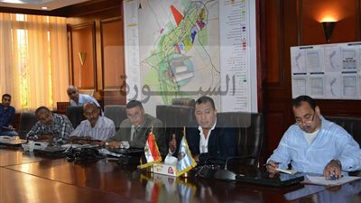 محافظ الاقصر يشدد على وضع جدول زمنى للمشروعات التنموية بالمحافظة