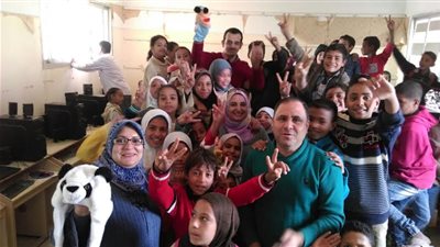 حملات توعية مختلفة لقافلة جامعة عين شمس بالفيوم