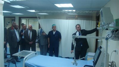 بالصور| الزناتي يتفقد مستشفى المعلمين بشرق القاهرة