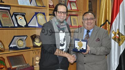 رئيس جامعة حلوان يستقبل الأعلامي أحمد أمين