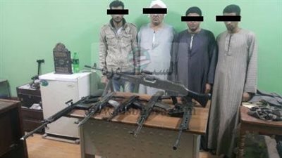 مباحث أسيوط تضبط رشاش جرينوف وروسى و18 بندقية وخزائن بمركز البدارى وابوتيج