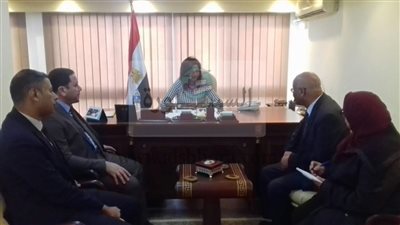 وزيرة الهجرة تبحث سبل التعاون والدعم مع مستشفي شفاء الأورمان بالأقصر