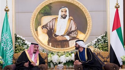 محمد بن راشد يقيم خادم الحرمين الشريفين مأدبة العشاء الرسمية بمناسبة زيارته لدولة الإمارات  