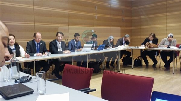 اثناء المؤتمر الصحفي