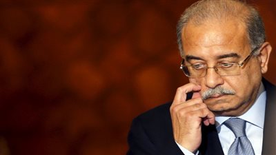 بالفيديو| تعرف علي ملامح التغيير الوزاري المرتقب.. ومصادر تكشف النقاب عن رئيس وزراء مصر الجديد