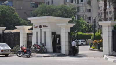 غلق 24 منشأة تمارس أنشطة سياحية بدون ترخيص بالجيزة