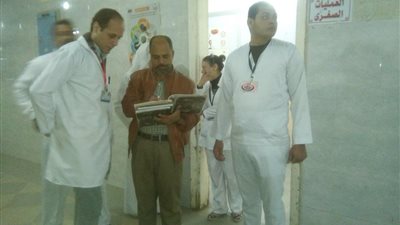  وكيل صحة أسيوط يحيل طبيبا للتحقيق بجولة مفاجئة بمستشفى ساحل سليم 