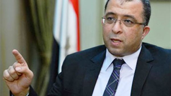 الدكتور أشرف العربى