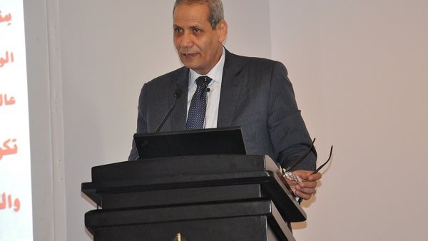 الدكتور الهلالى الشربينى