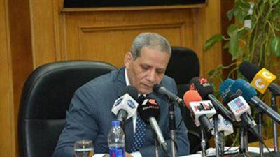 الهلالى يوجه بتوفير احتياجات العملية التعليمية لمحافظة أسوان