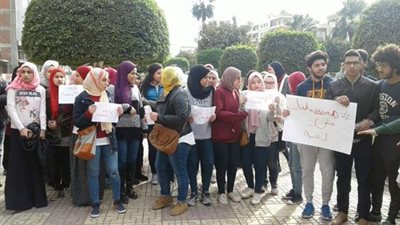 بالصور.. طلاب مدارس الدقهلية يتظاهرون ضد قرارات 