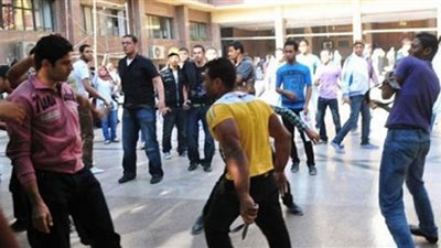 التعليم: استدعاء الشرطة وتحرير محضر ضد 3 طلاب اعتدوا بالضرب علي بعضهم البعض بدمياط