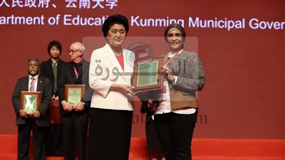 معهد كونفوشيوس بجامعة القاهرة يفوز بجائزة أفضل معهد لتعليم اللغة الصينية على مستوى العالم