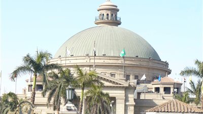  مجلس جامعة القاهرة يؤكد على عدم سفر أعضاء هيئة التدريس خلال فترة الامتحانات