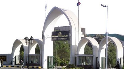  جامعة أسيوط تطالب بالتكاتف لتطبيق منظومة فصل القمامة من المنبع
