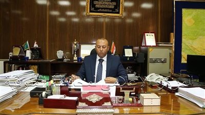 محافظ المنوفية يحيل مخالفات بمديرية الاوقاف الى النيابة العامة