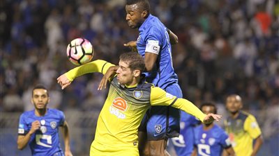 الهلالي السعودي يفوز علي التعاون بأربعة أهداف مقابل هدفين