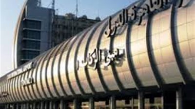 جمارك المطار تحبط محاولة تهريب موبايلات بربع مليون جنية