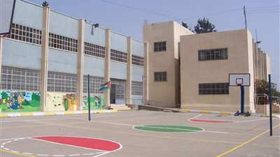 مدرسة كويتية تعلن عن وظائف جديدة للمعلمين.. ننشر التفاصيل