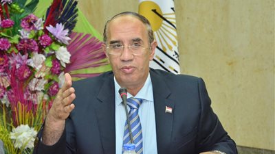 جامعة أسيوط : ضبط لص حاول سرقة لطالبة أمام مبنى مدينة الطالبات