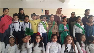 وكيل تعليم الاقصر يشهد تصفيات مسابقة مسرح المناهج بالمديرية