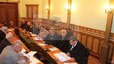 نقيب المعلمين: المراجعة الدقيقة لكافة المستندات قبل صرف اى مبلغ من النقابة