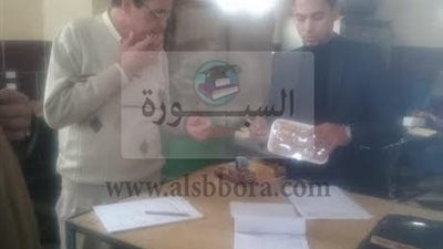 صحة المنوفية تضبط أدوية تباع بمحل بقالة 