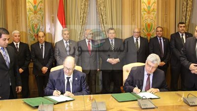 الشيحى والعصار يشهدان توقيع 5 بروتوكولات للتعاون المشترك بين وزارتى التعليم العالى والإنتاج الحربى