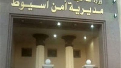 مرافق أسيوط: تحرير 176 مخالفة مرورية وازالة 45 حاجز حديدى واسمنتى من الشوارع والميادين