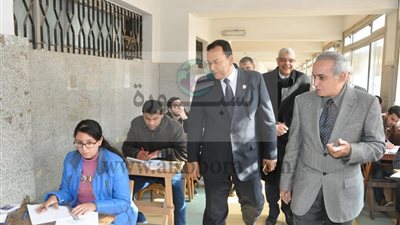 رئيس جامعة المنوفية في جولة تفقدية لهندسة منوف ومستشفى منشأة سلطان الجامعي