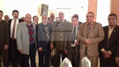 الأهالى  ولجنة المصالحات يكرمون قيادات الشرطة باسيوط فى ذكرى عيدهم السنوى