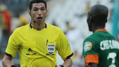 جريشة حكمًا لمباراة الجابون وغينيا فى افتتاح كأس الأمم الأفريقية