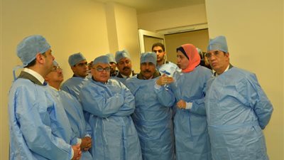 رئيس جامعة أسيوط يناشد كافة المسئولين بالدولة التدخل لحل مشكلة نقص التمريض