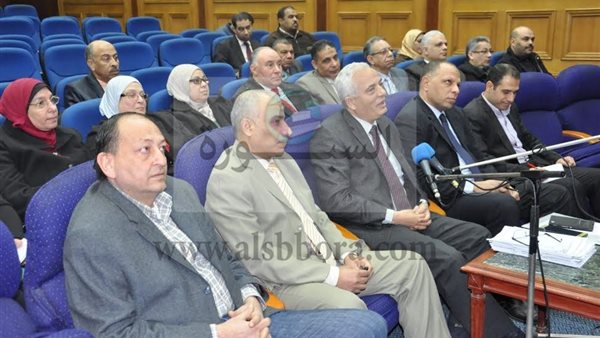 اثناء الاجتماع اليوم