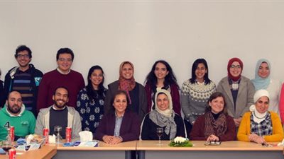 بالصور.. ورشة عمل عن أثر العلاجات الكيميائية في علاج الاورام السرطانية بالجامعة الألمانية 