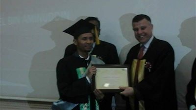 بالصور| دفعه جديدة للطلبة الماليزيين بكلية الطب جامعة عين شمس