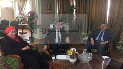 الشيحى يستقبل مدير المكتب الإقليمى للشرق الأوسط للوكالة الفرنكوفونية للجامعات