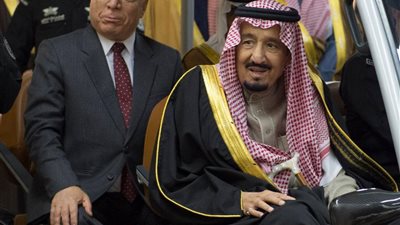 بالصور.. الملك سلمان يرد علي قطع العلاقات مع مصر والخلاف بينه وبين 