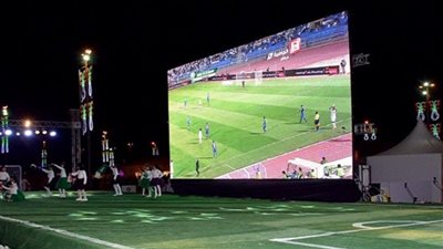 شاشات عملاقة فى احياء الجيزة لمشاهدة مباراة مصر والكاميرون