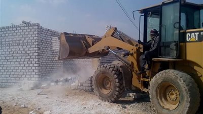 إزالة 23 حالة تعدي على املاك دولة ببنى عديات منفلوط