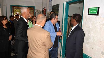 بالصور.. وفد البنك الدولى يتفقد الوحدات الصحية بالاقصر