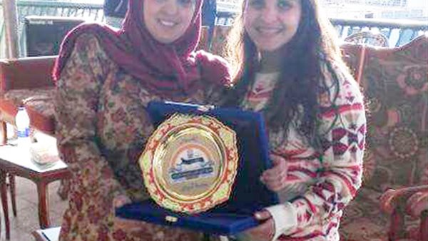 حصول الطالبة روان